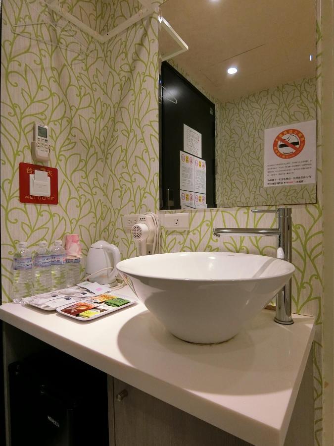 Taiwan Seven Days Boutique Hotel Taipei Exterior photo