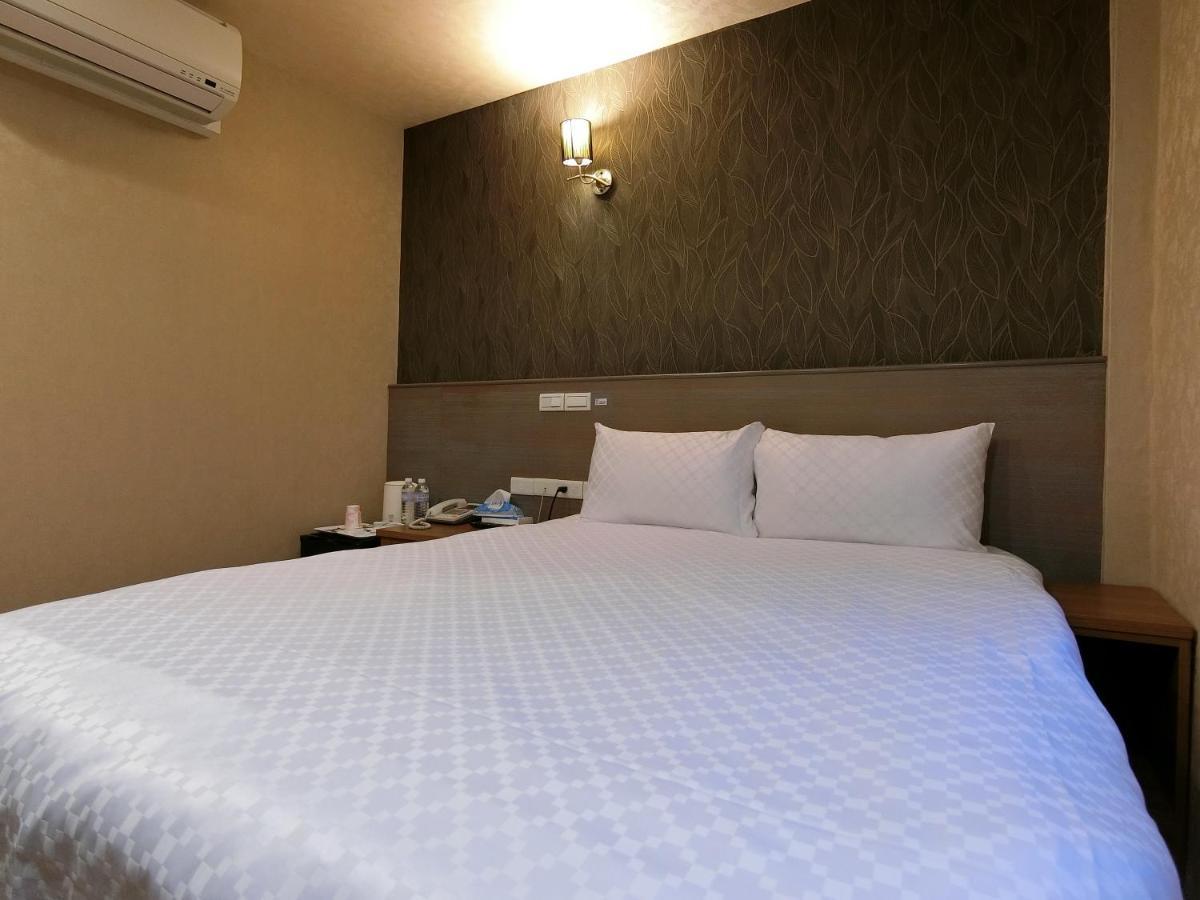 Taiwan Seven Days Boutique Hotel Taipei Exterior photo