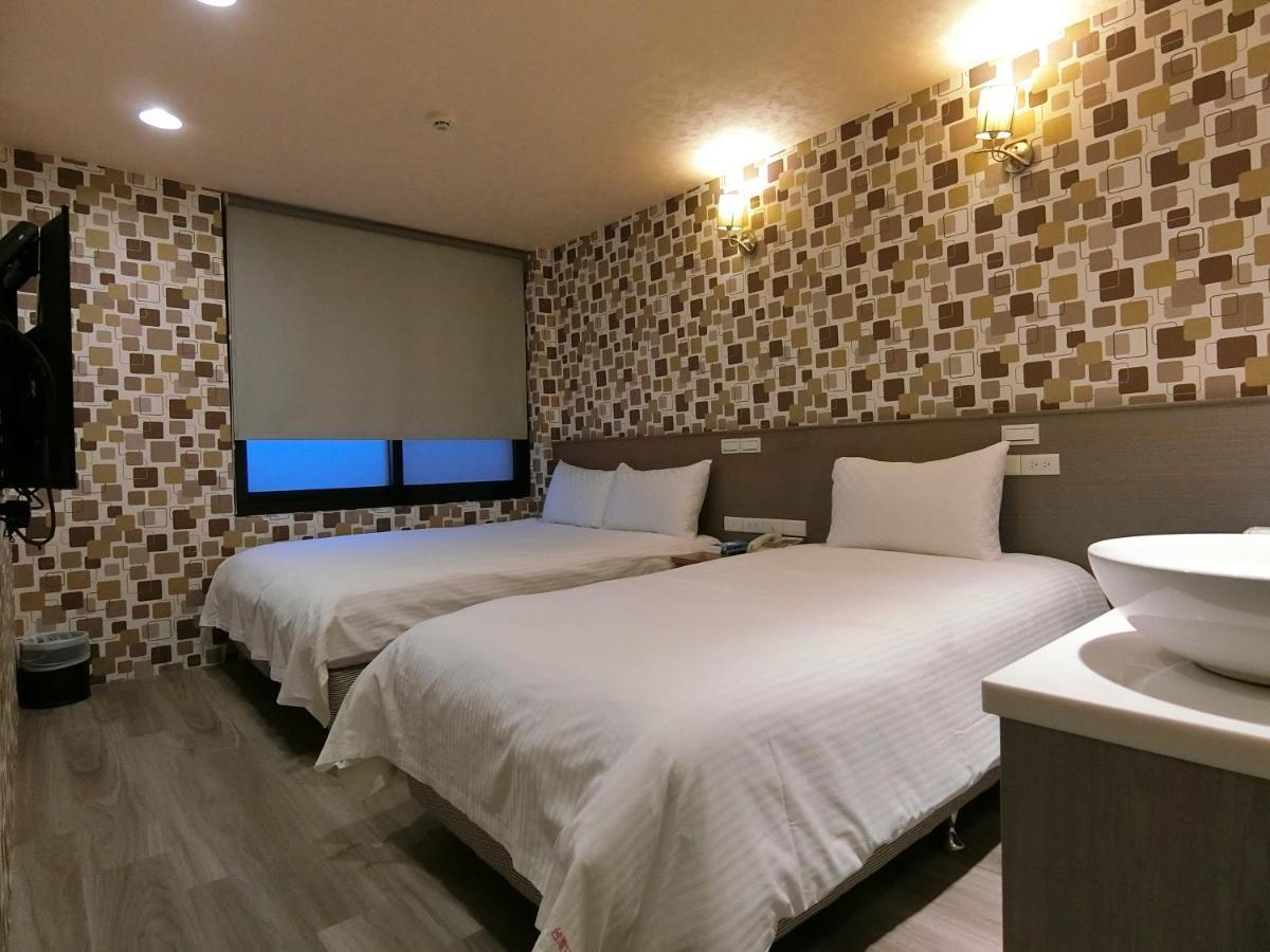Taiwan Seven Days Boutique Hotel Taipei Exterior photo