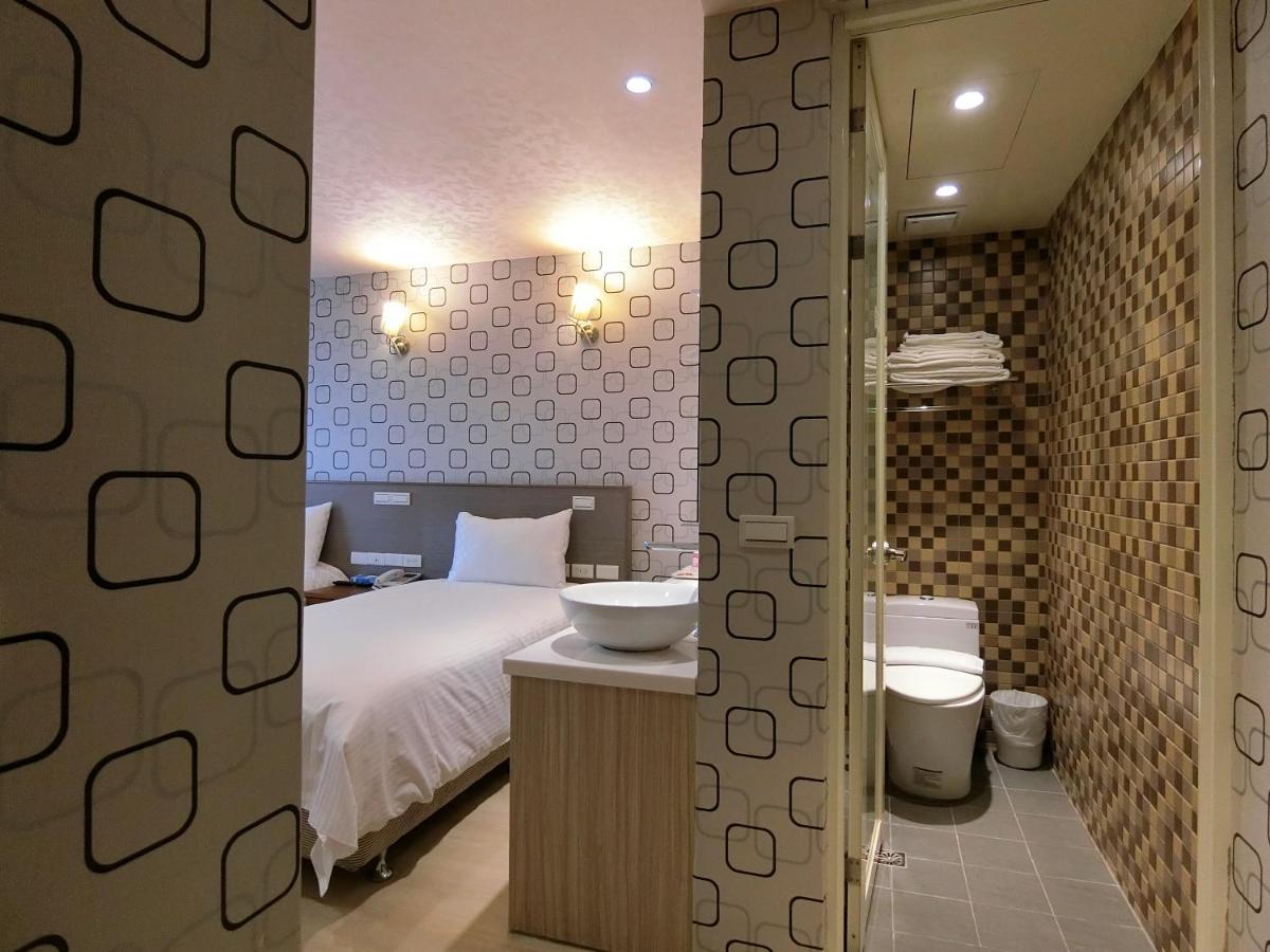 Taiwan Seven Days Boutique Hotel Taipei Exterior photo